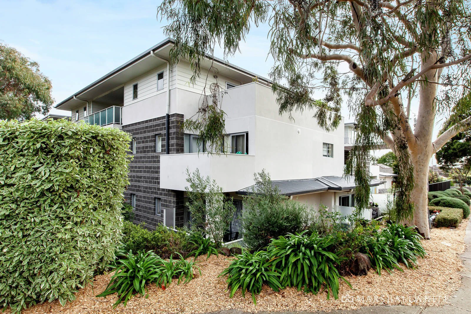 10/881 Doncaster Road, Doncaster East, VIC