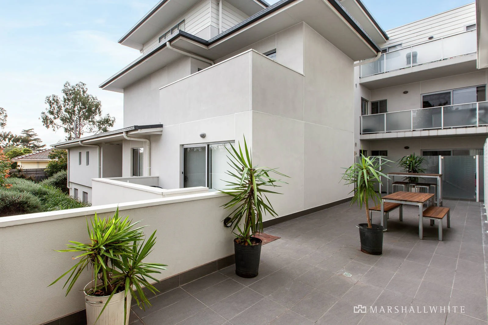 10/881 Doncaster Road, Doncaster East, VIC