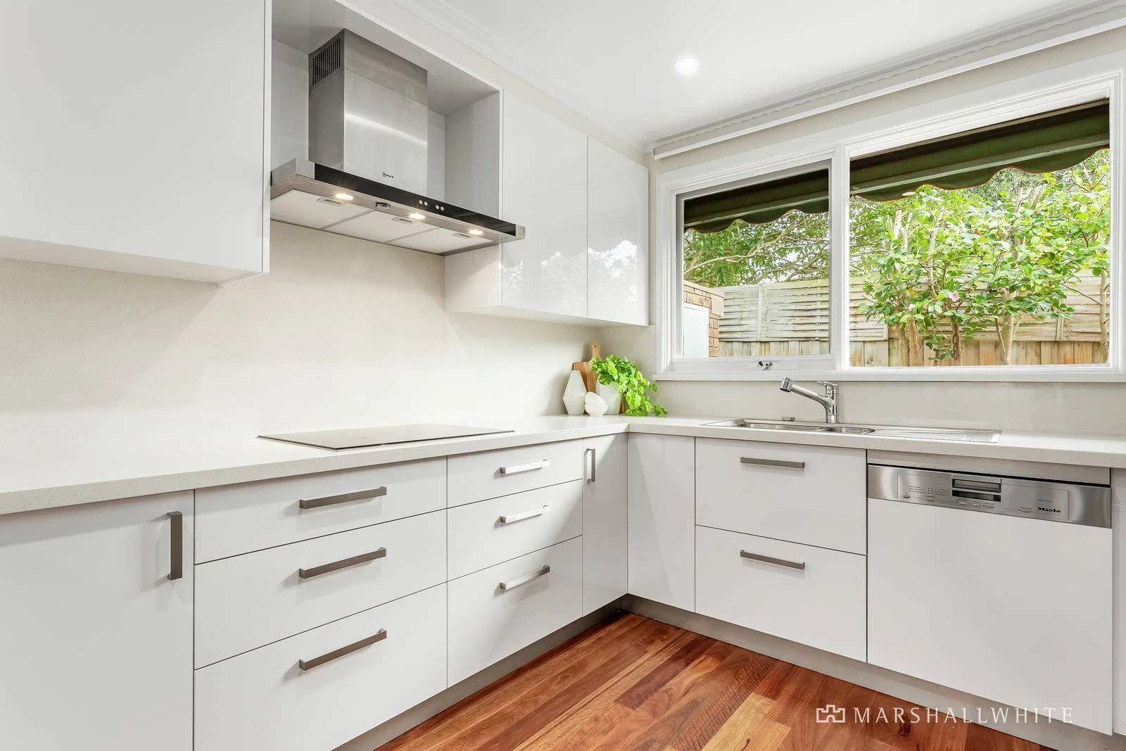 2/55 Park Road, Surrey Hills, VIC