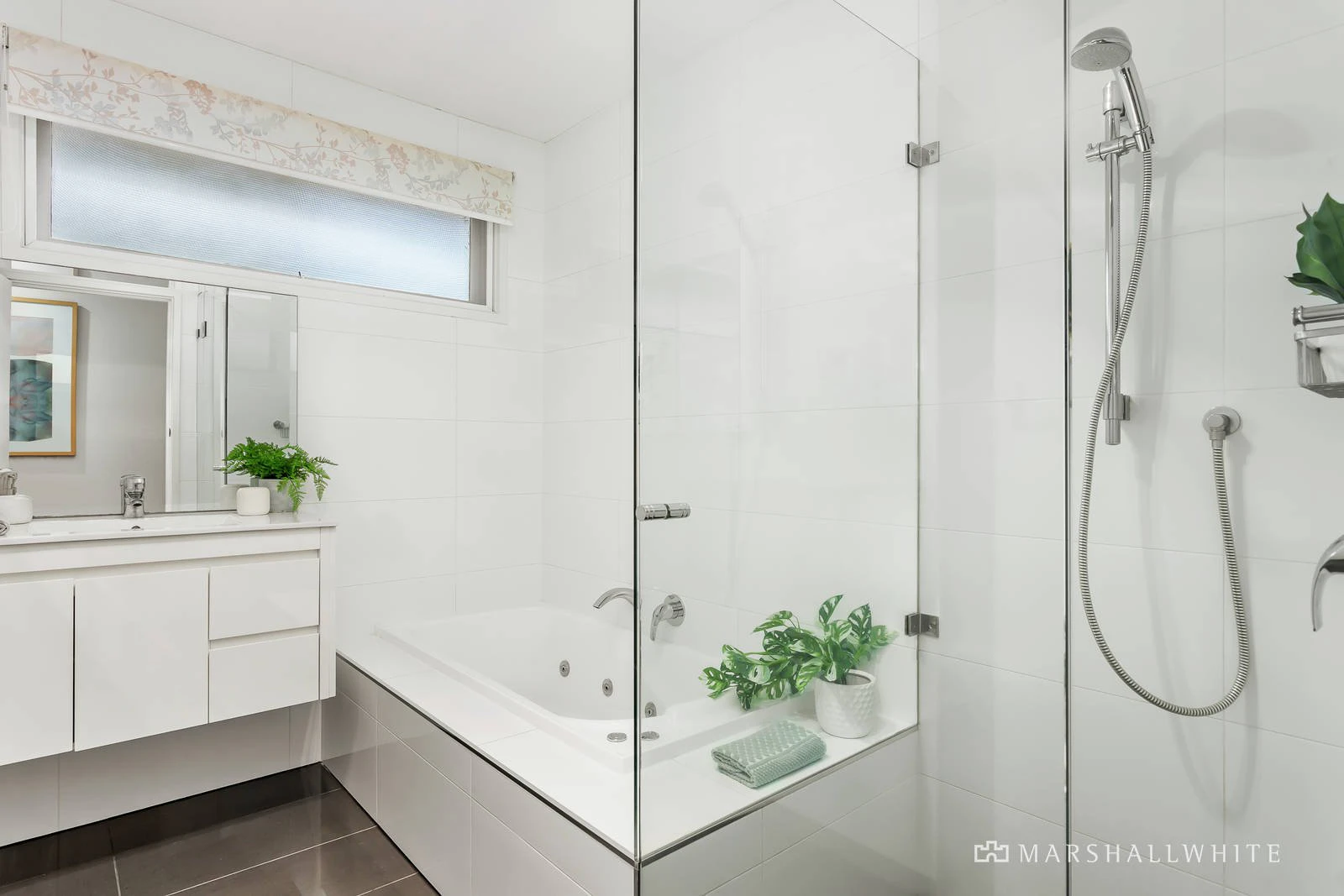 2/55 Park Road, Surrey Hills, VIC