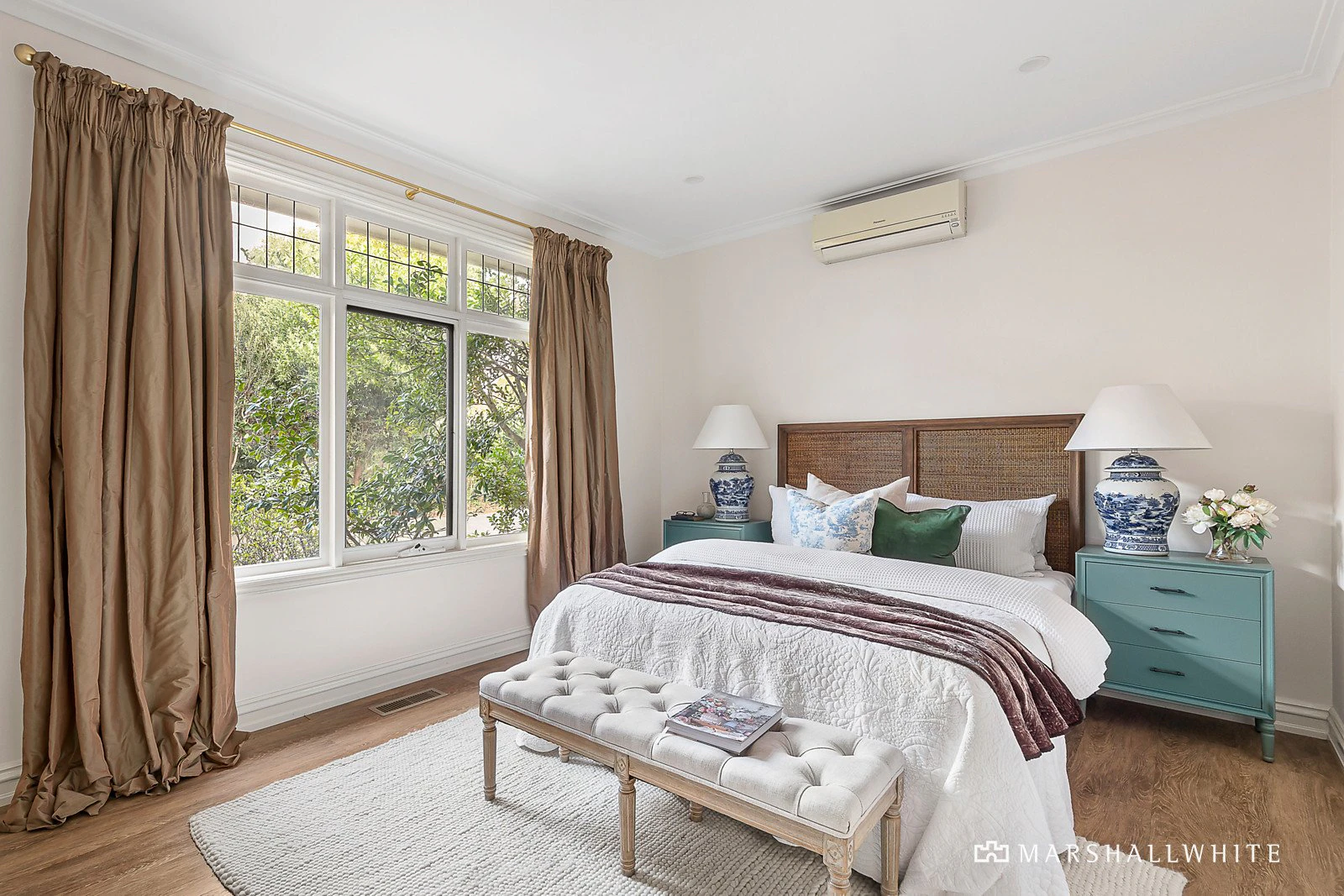 2/19 Bringa Avenue, Camberwell, VIC