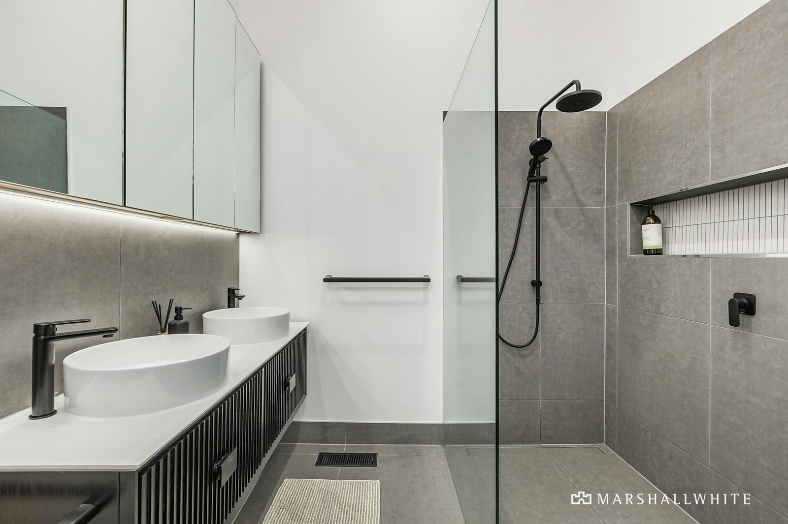 46 Balwyn Road, Canterbury, VIC