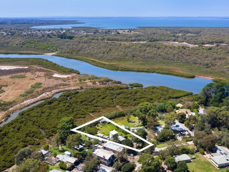 51 Hardy Avenue, CANNONS CREEK, VIC