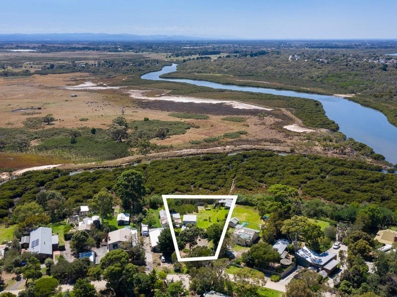 51 Hardy Avenue, CANNONS CREEK, VIC