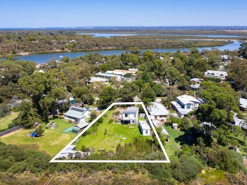 51 Hardy Avenue, CANNONS CREEK, VIC