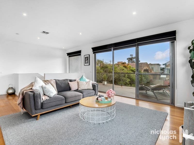 4 Wyatt Street, SEAFORD, VIC