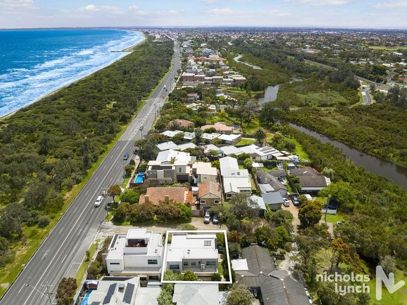 4 Wyatt Street, SEAFORD, VIC