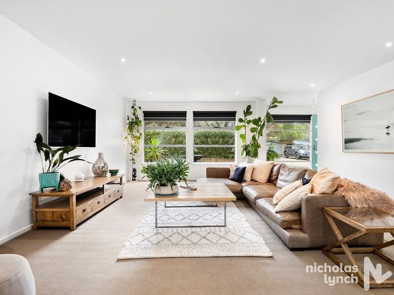 4 Wyatt Street, SEAFORD, VIC