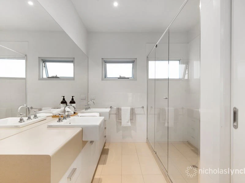 28 The Cove, SAFETY BEACH, VIC
