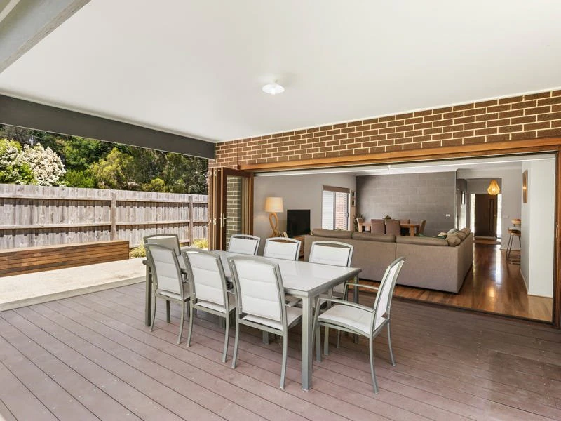 4 Springfield Road, MERRICKS, VIC