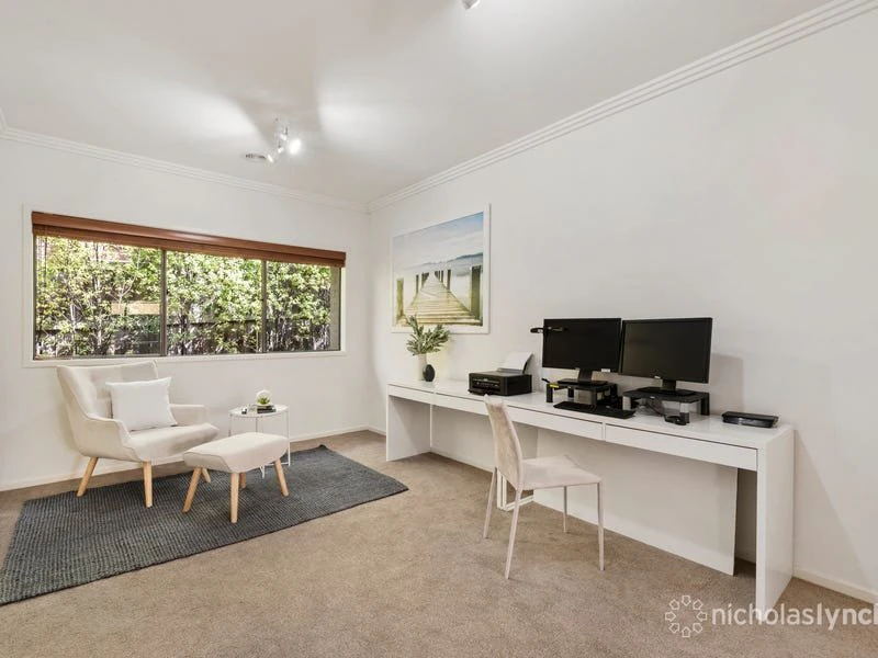 5 Brown Thornbill Court, LANGWARRIN, VIC