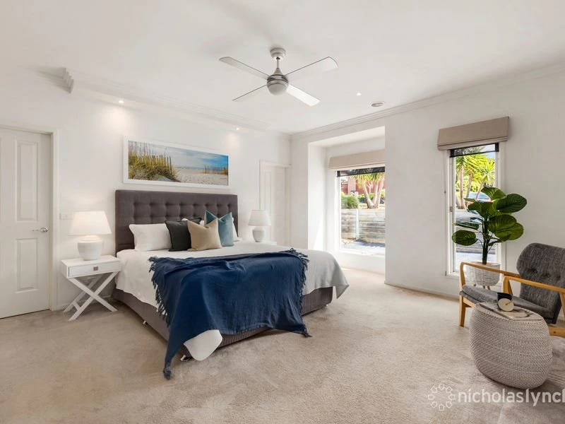 5 Brown Thornbill Court, LANGWARRIN, VIC