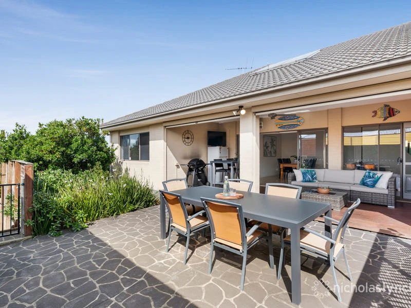 5 Brown Thornbill Court, LANGWARRIN, VIC