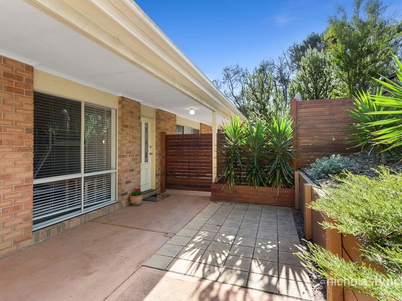 16 Bienias Crescent, TOOTGAROOK, VIC