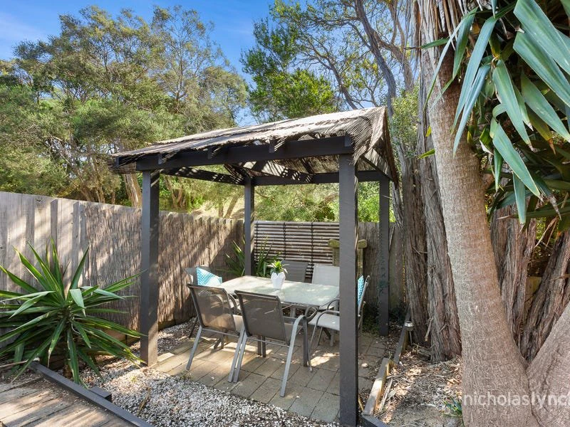 16 Bienias Crescent, TOOTGAROOK, VIC