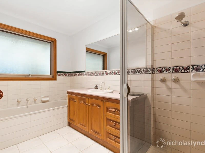 14 Streeton Court, SKYE, VIC