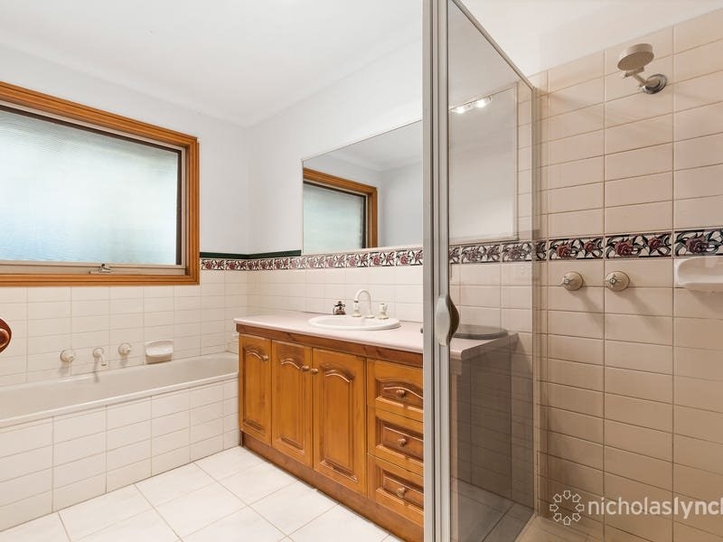 14 Streeton Court, SKYE, VIC