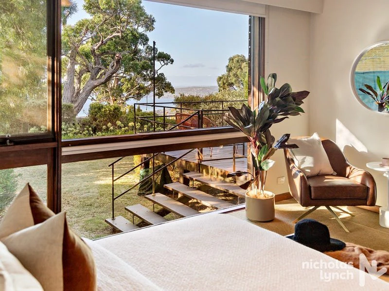 30 Cloud Street, ARTHURS SEAT, VIC