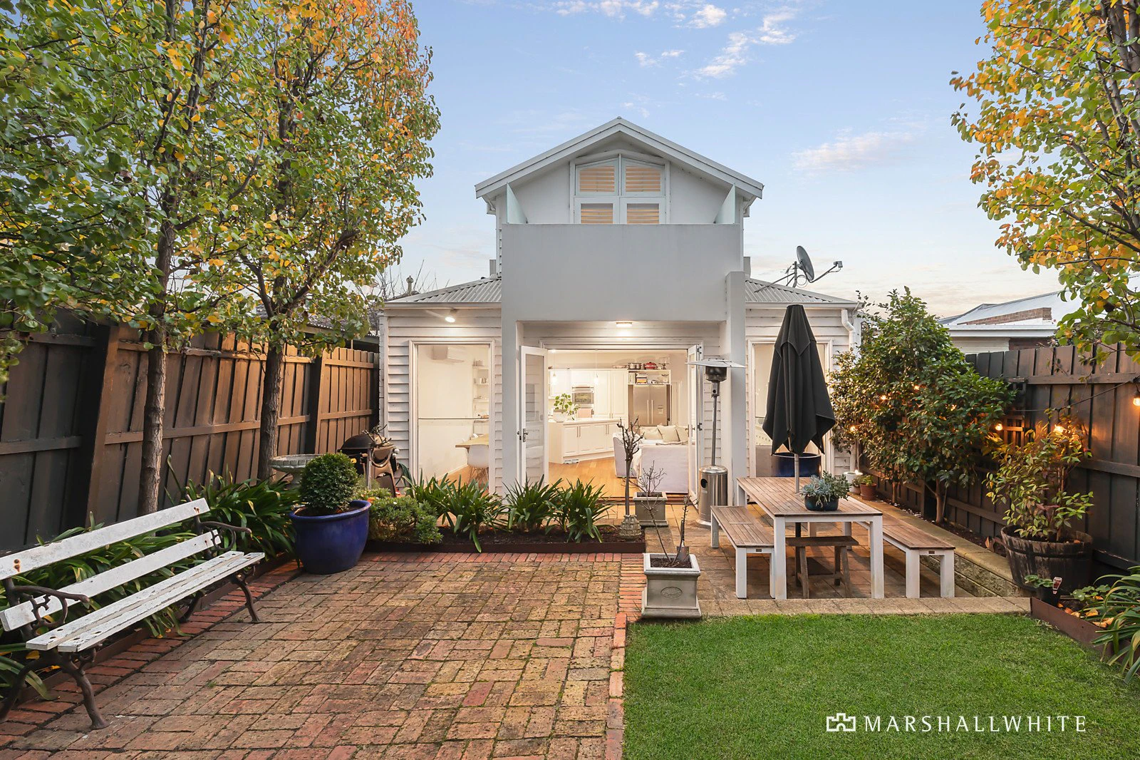 12 Deakin Street, Malvern East, VIC