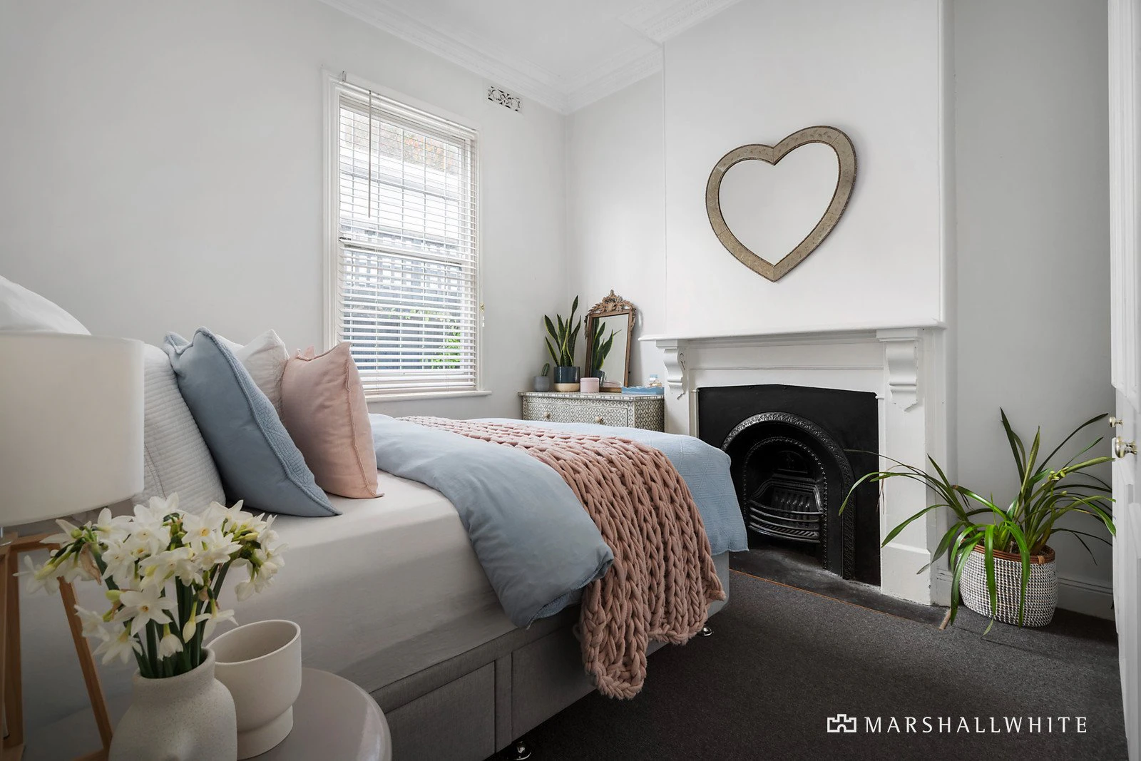 19 Malvern Grove, Caulfield North, VIC