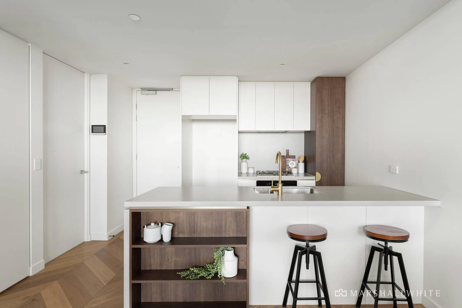 205/908 Doncaster Road, Doncaster East, VIC