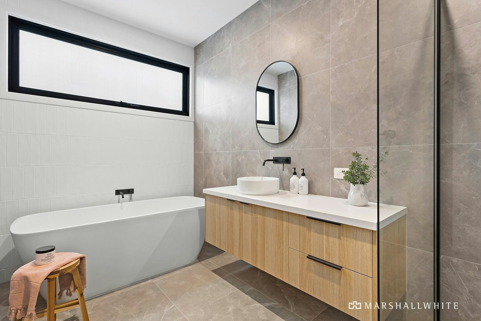 61 Carnoustie Grove, Mornington, VIC