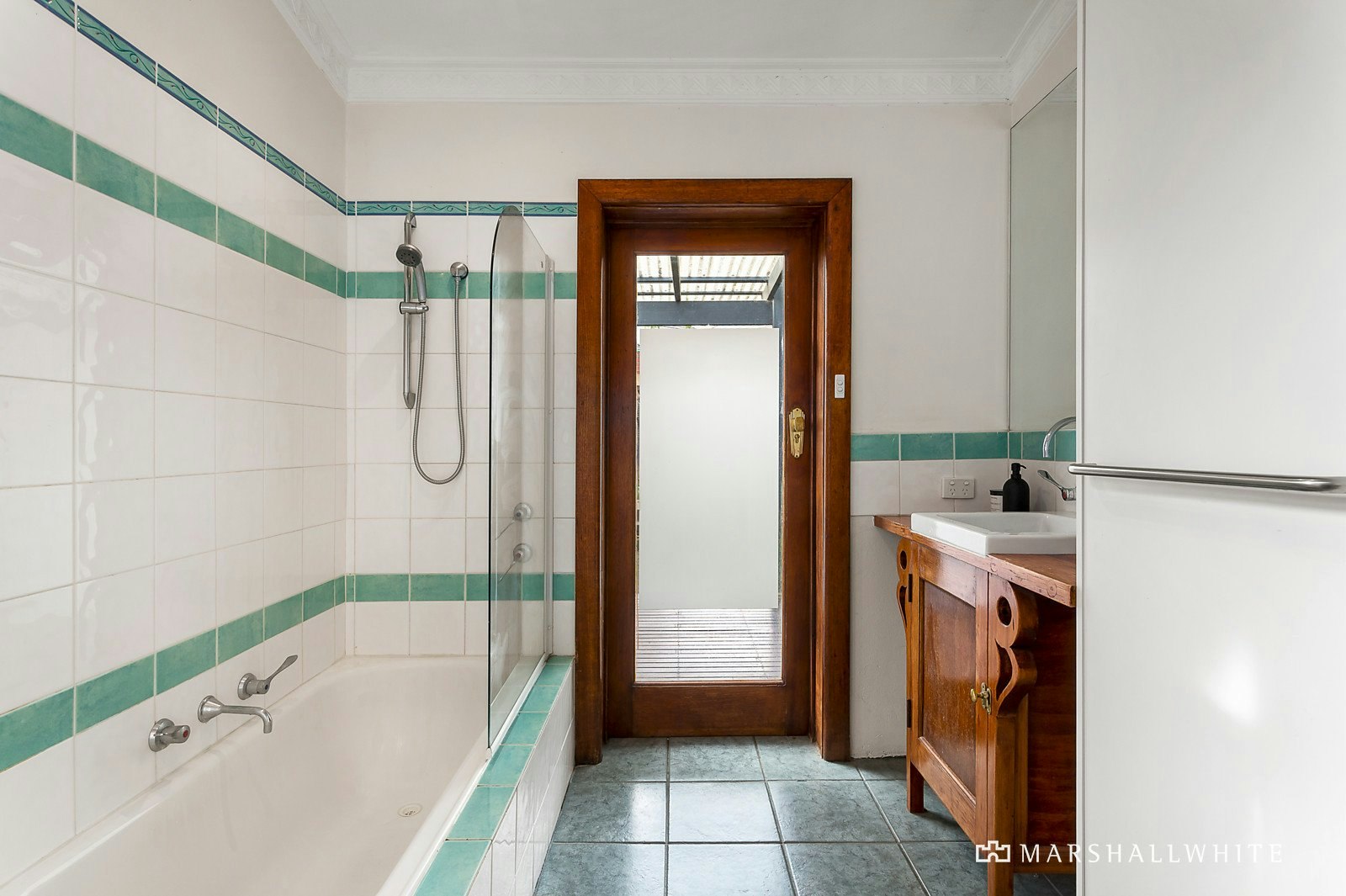 5 Thames Street, Surrey Hills, VIC