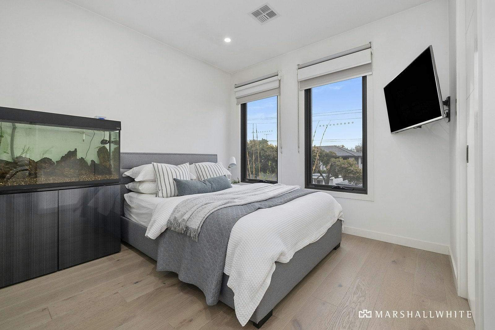 2B Oxford Street, Brighton East, VIC