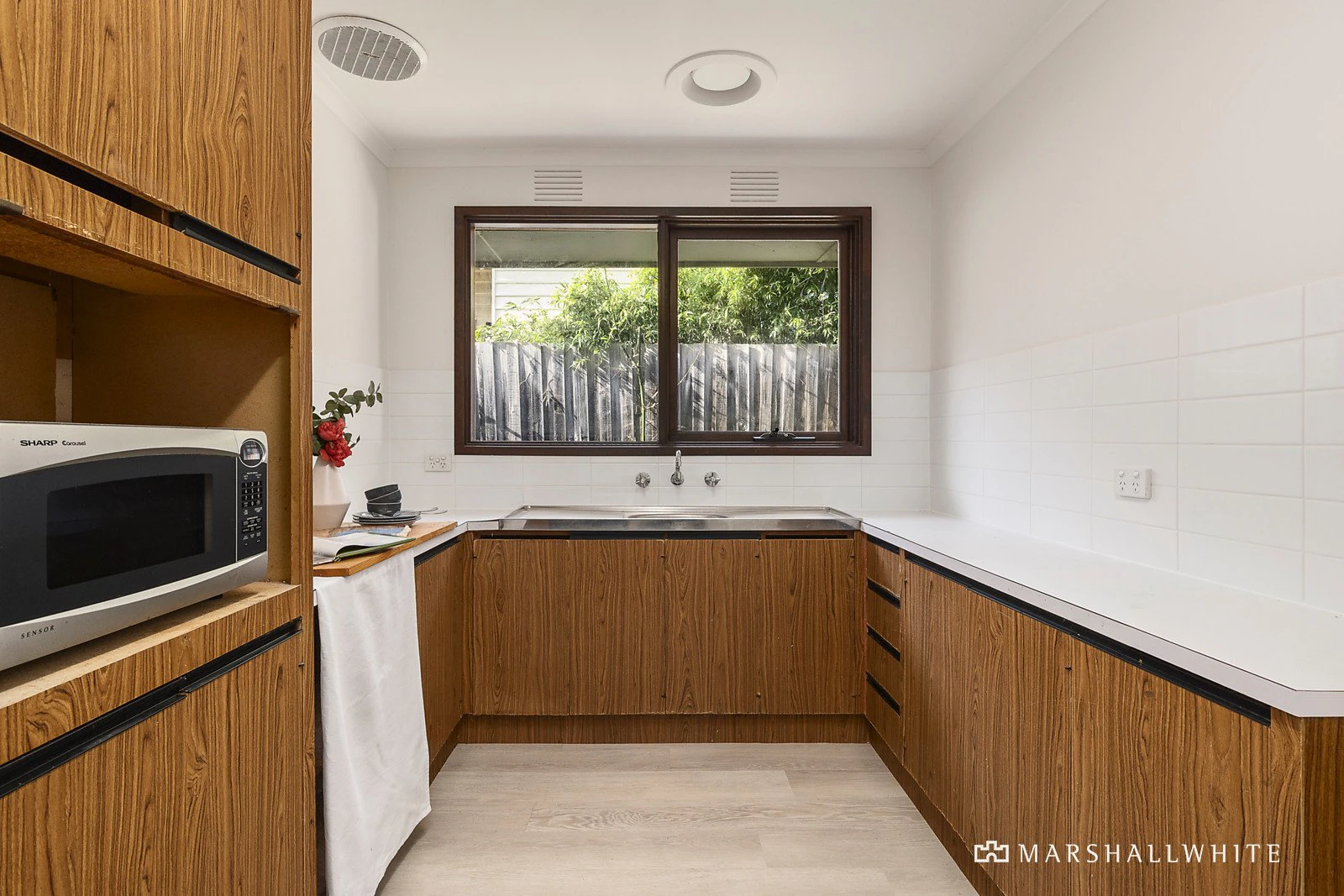 2/56 Red Bluff Street, Black Rock, VIC
