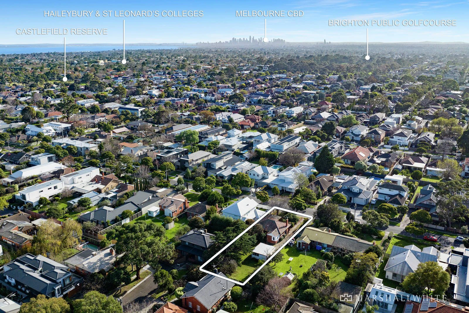 56 Raynes Park Road, Hampton, VIC