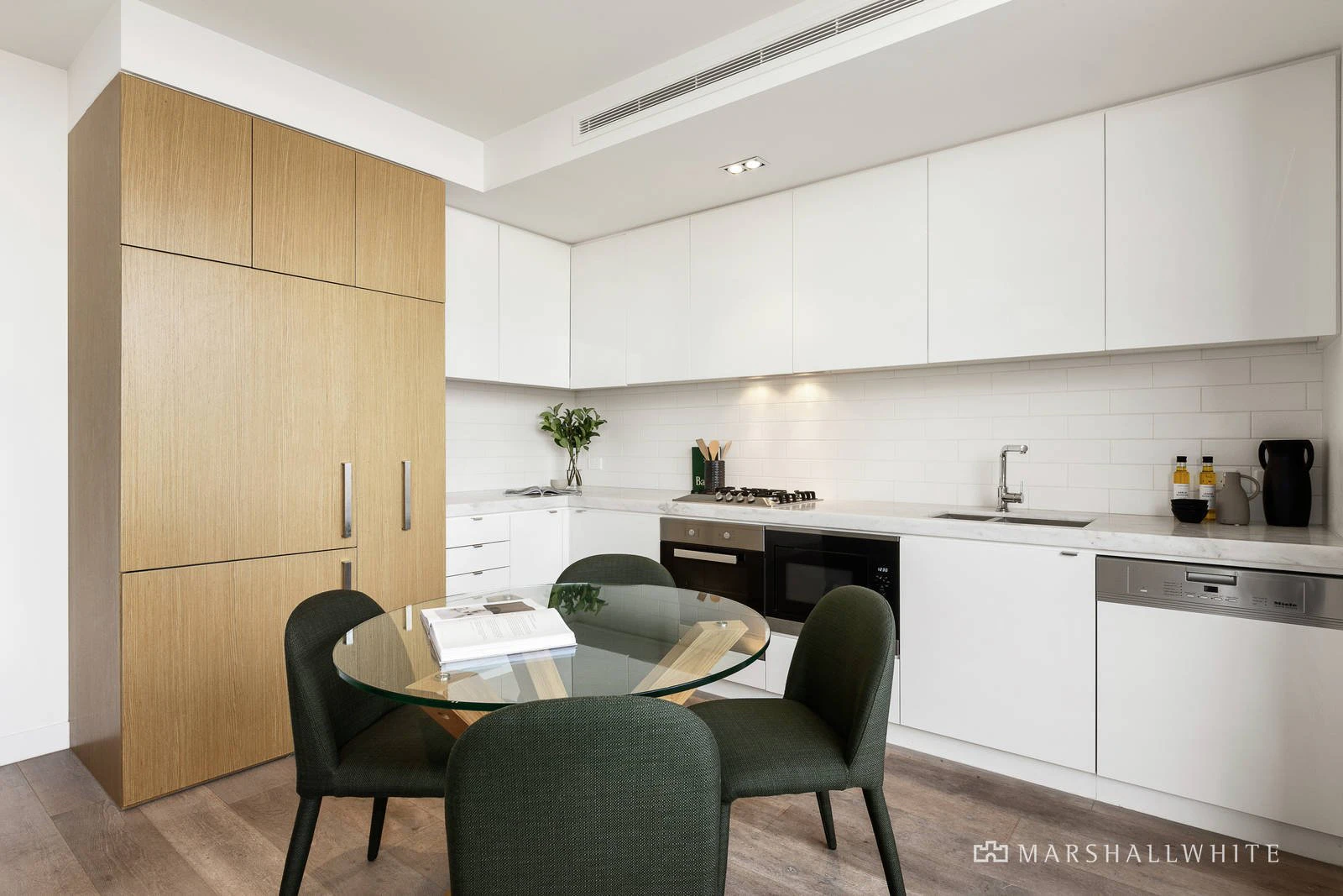 203/2 Cromwell Road, South Yarra, VIC