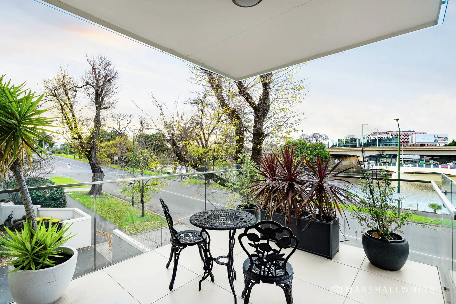 2/33 Alexandra Avenue, South Yarra, VIC