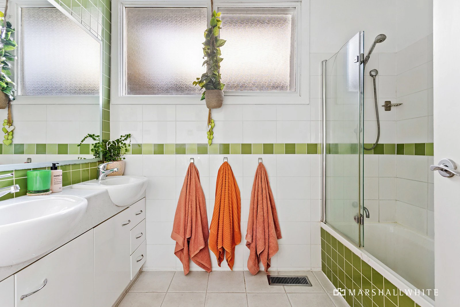27 Ithaca Road, Frankston South, VIC