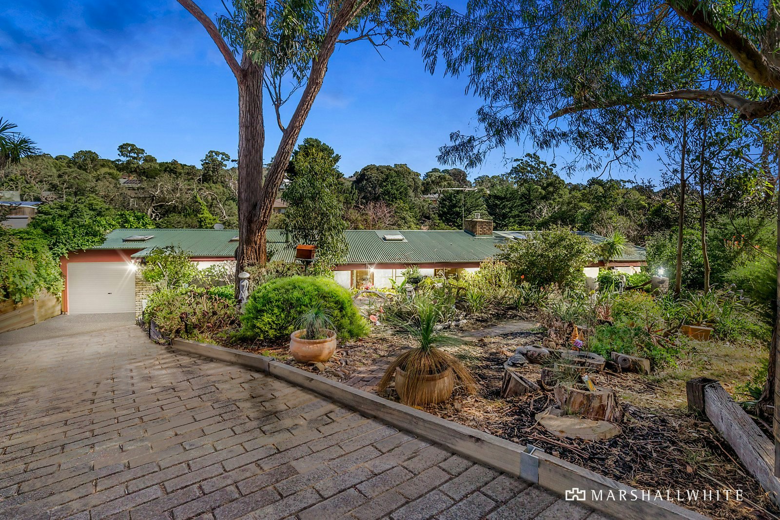 12 Piper Crescent, Frankston South, VIC