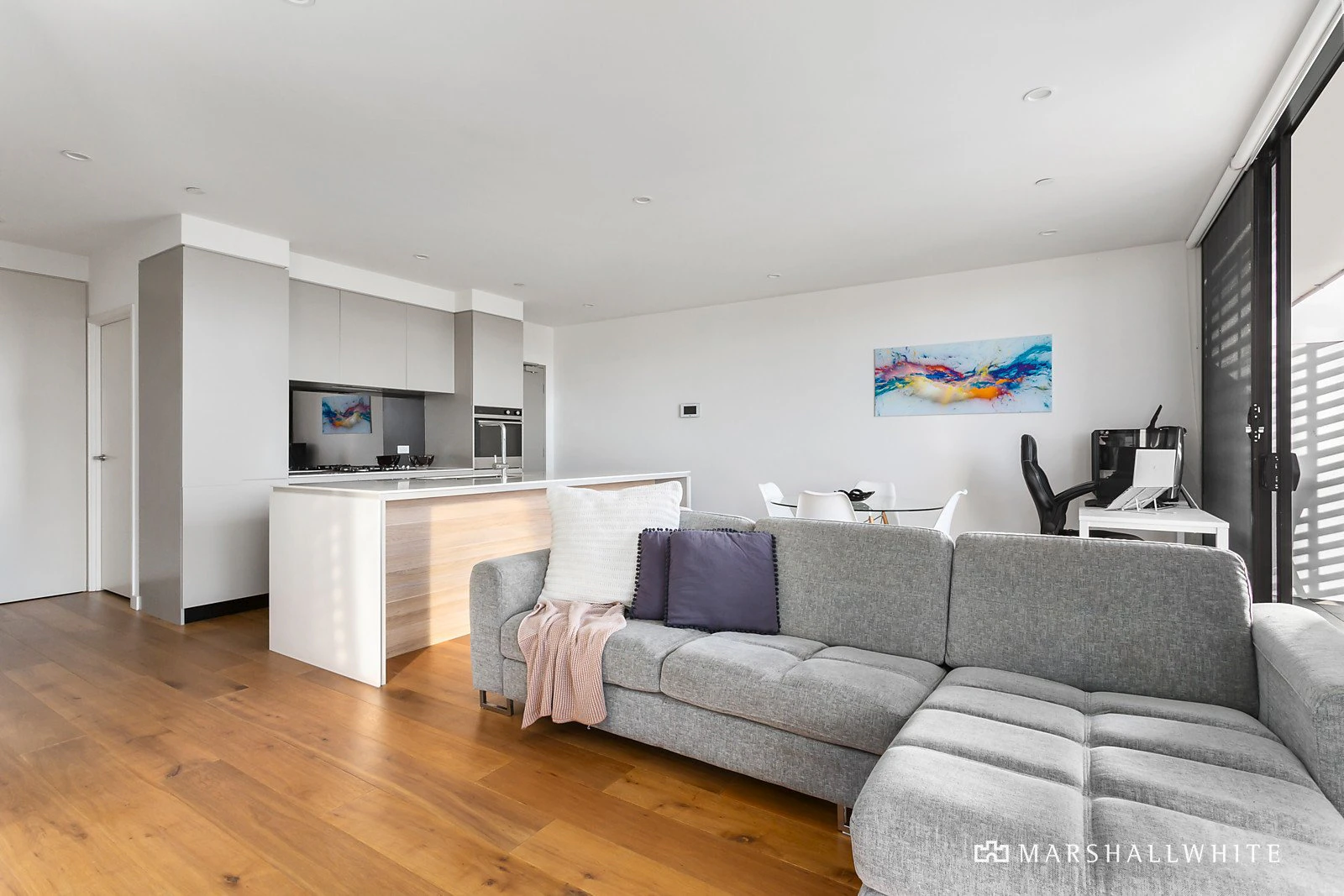 505/9 Red Hill Terrace, Doncaster East, VIC