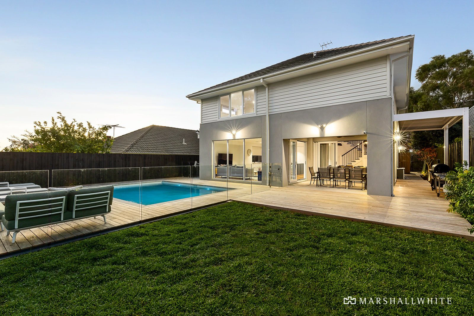 16 Kitchener Street, Kew East, VIC