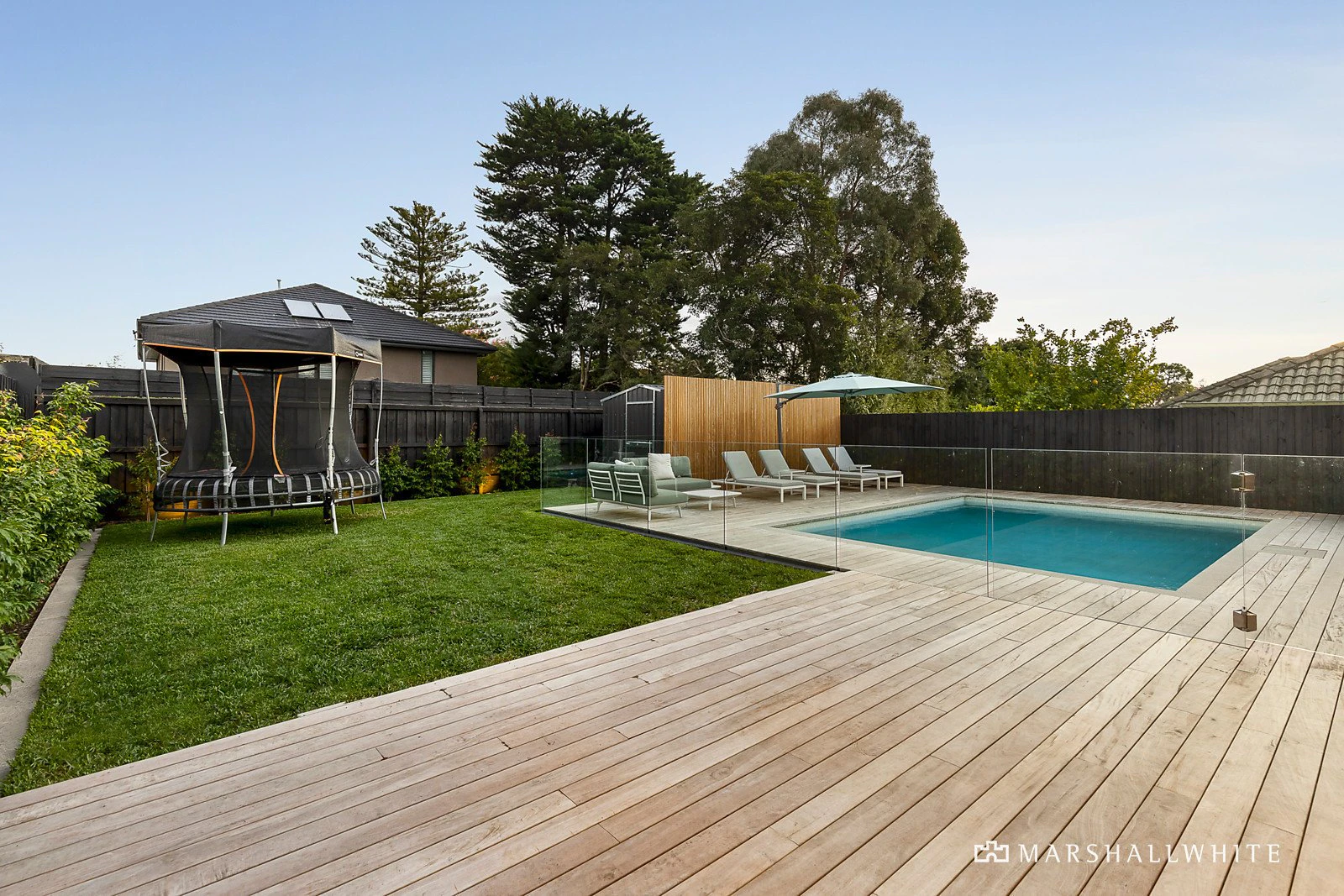 16 Kitchener Street, Kew East, VIC