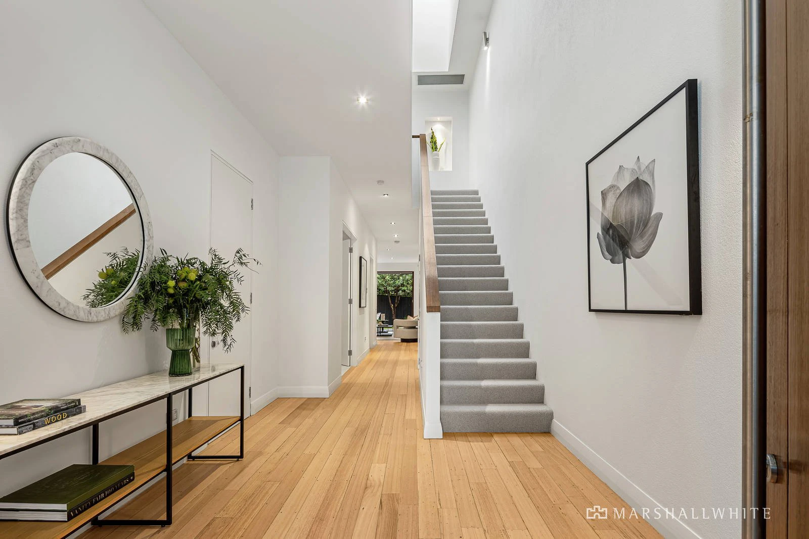 2/6 Davis Avenue, Camberwell, VIC