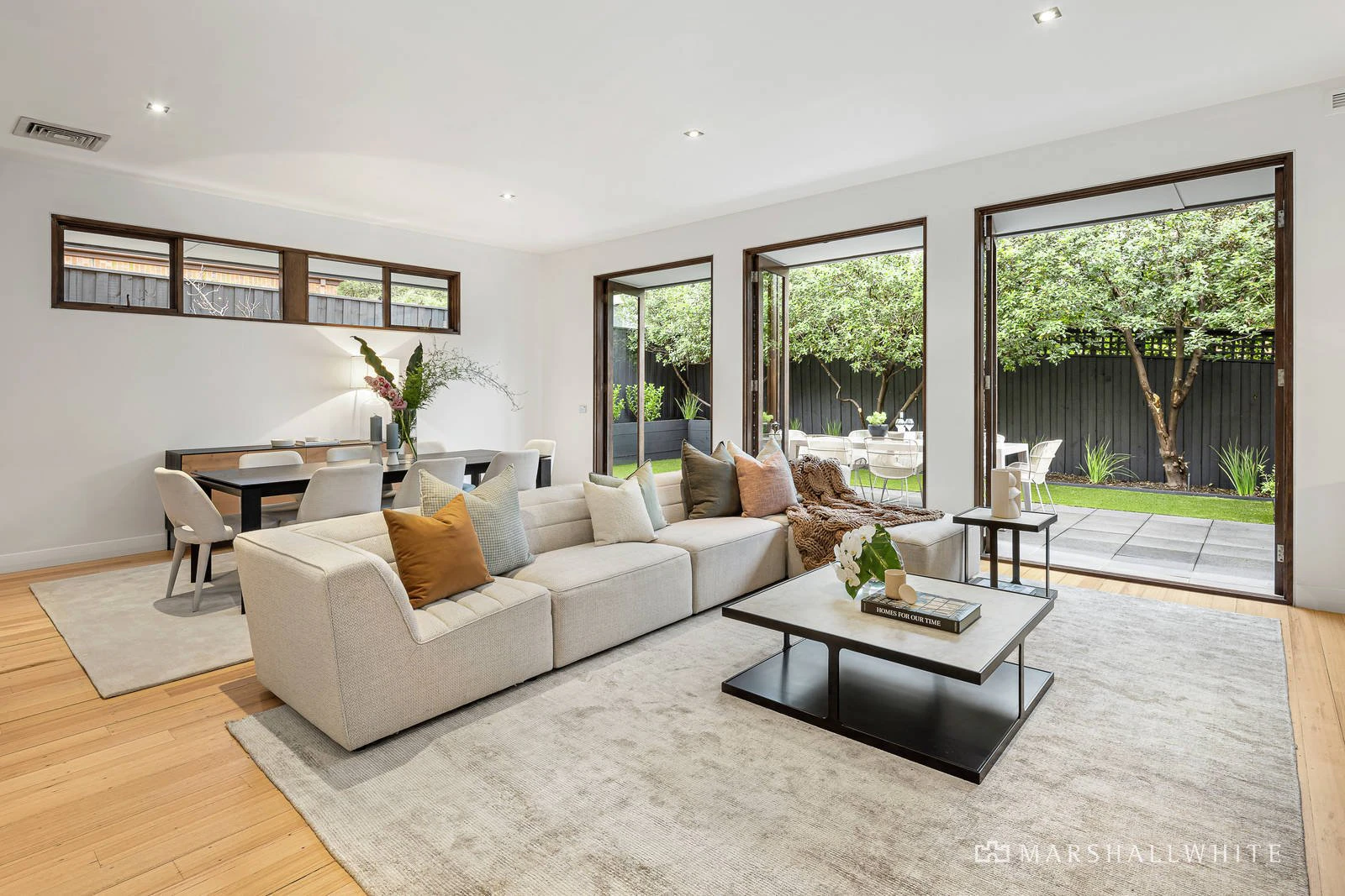 2/6 Davis Avenue, Camberwell, VIC