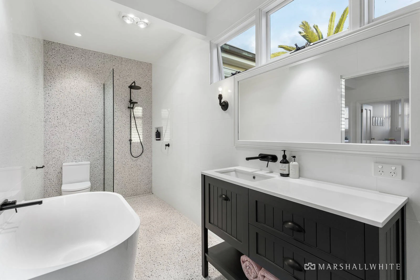 15 Cross Street, Canterbury, VIC