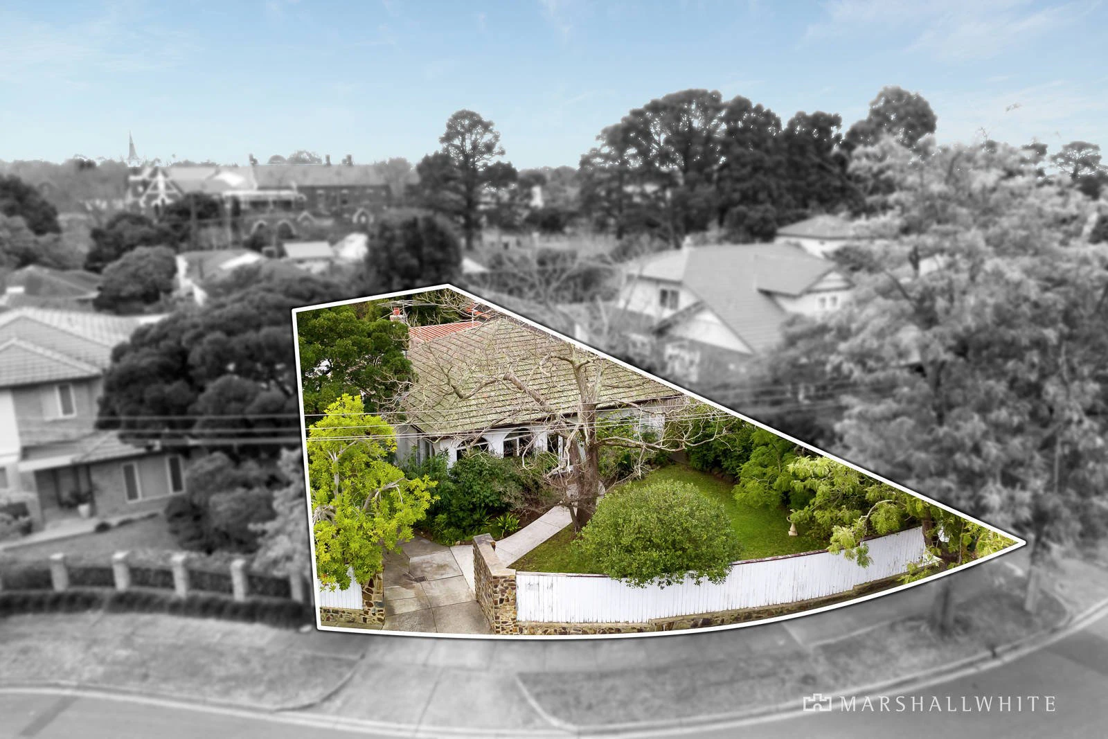 25 Kennealy Street, Surrey Hills, VIC