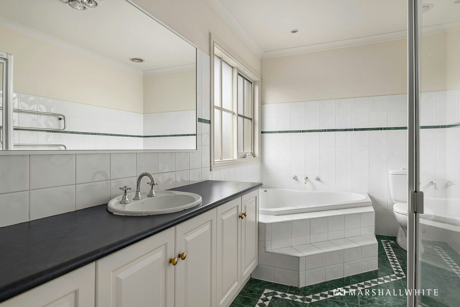 34 Carron Street, Balwyn North, VIC