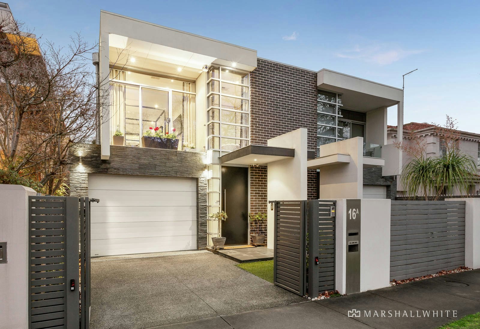 16A Kaikoura Avenue, Hawthorn East, VIC