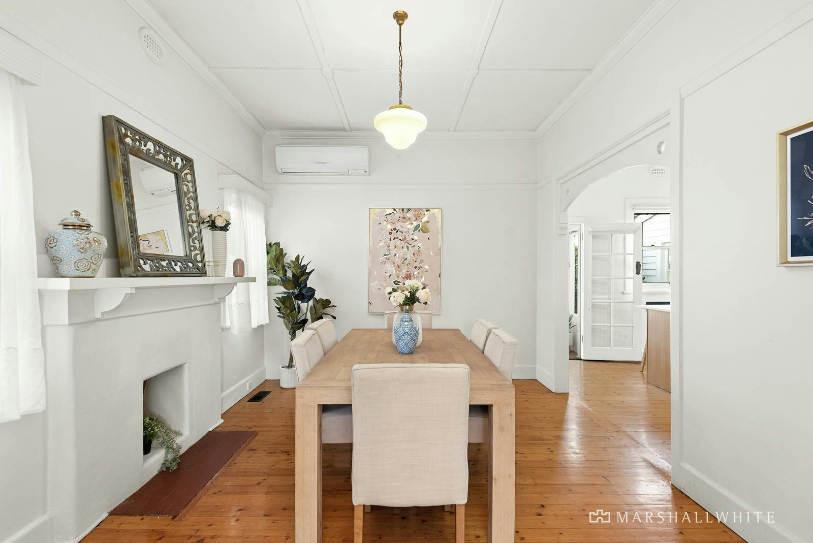 55 Bennett Parade, Kew East, VIC