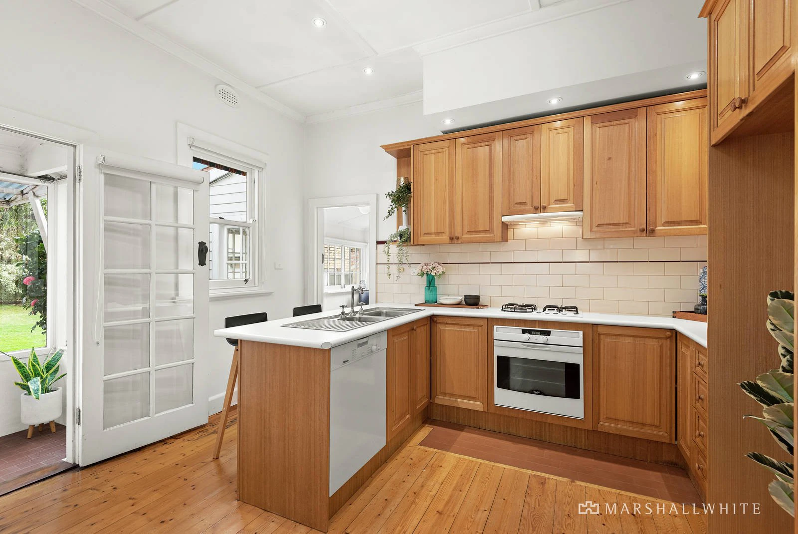 55 Bennett Parade, Kew East, VIC