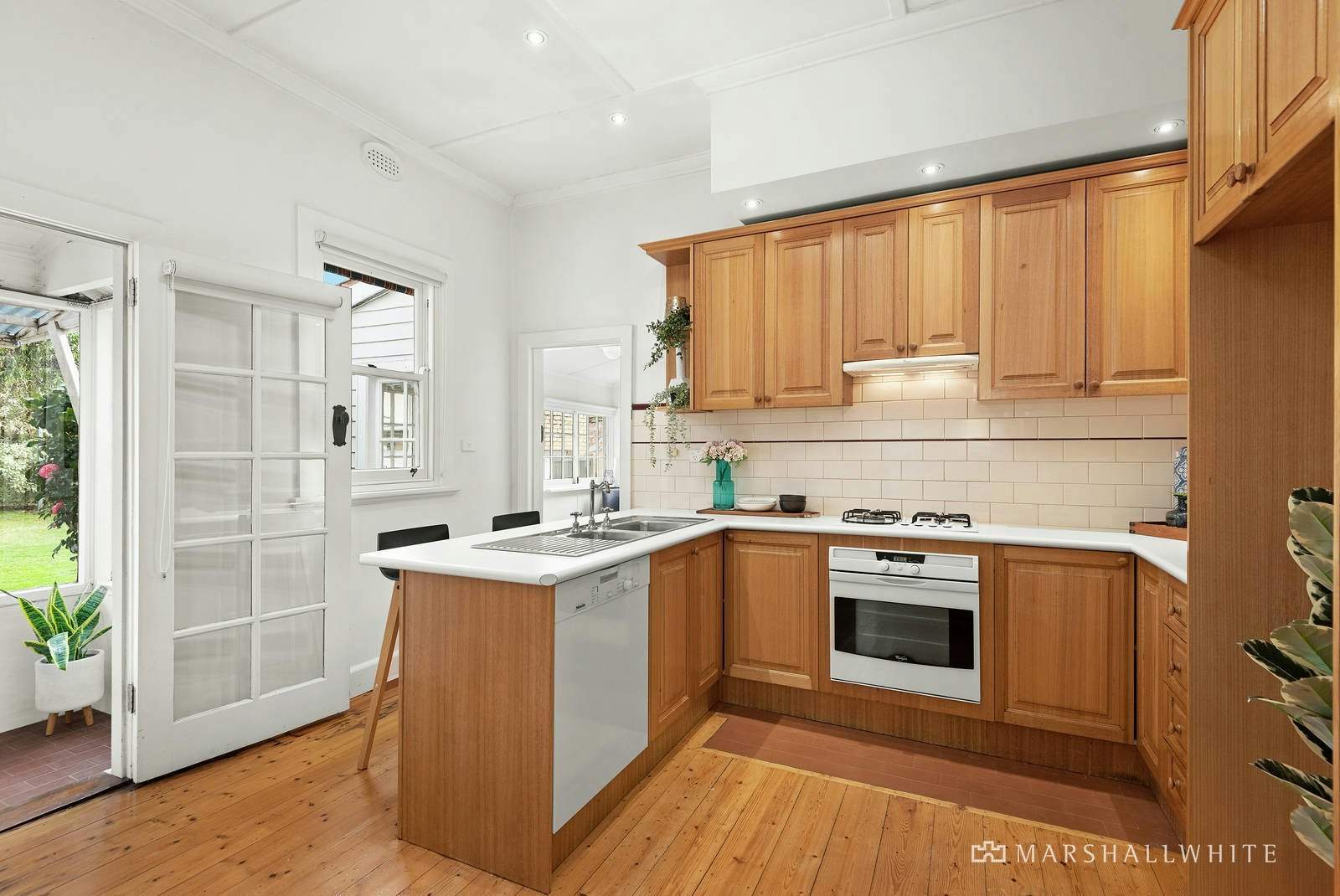 55 Bennett Parade, Kew East, VIC