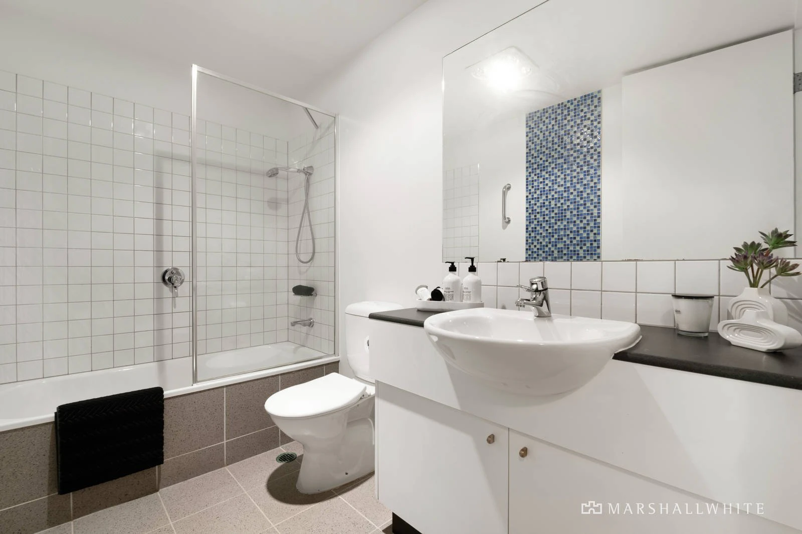 15/1 Domville Avenue, Hawthorn, VIC