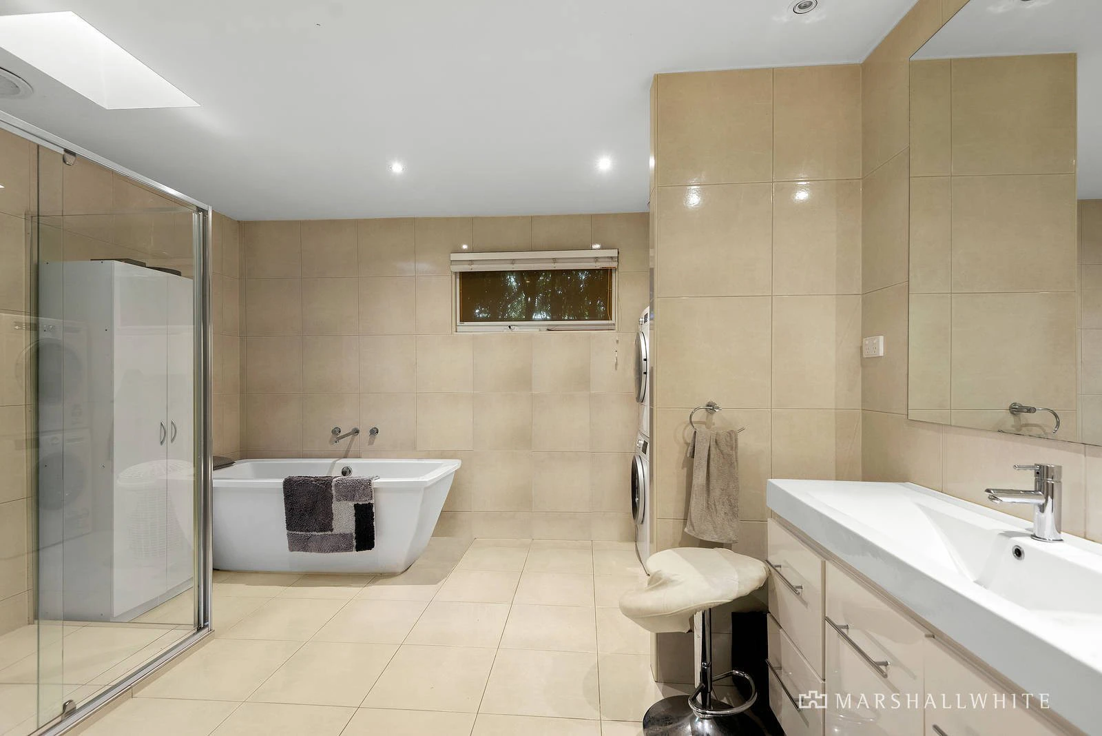 3 Grevillea Road, Doncaster East, VIC