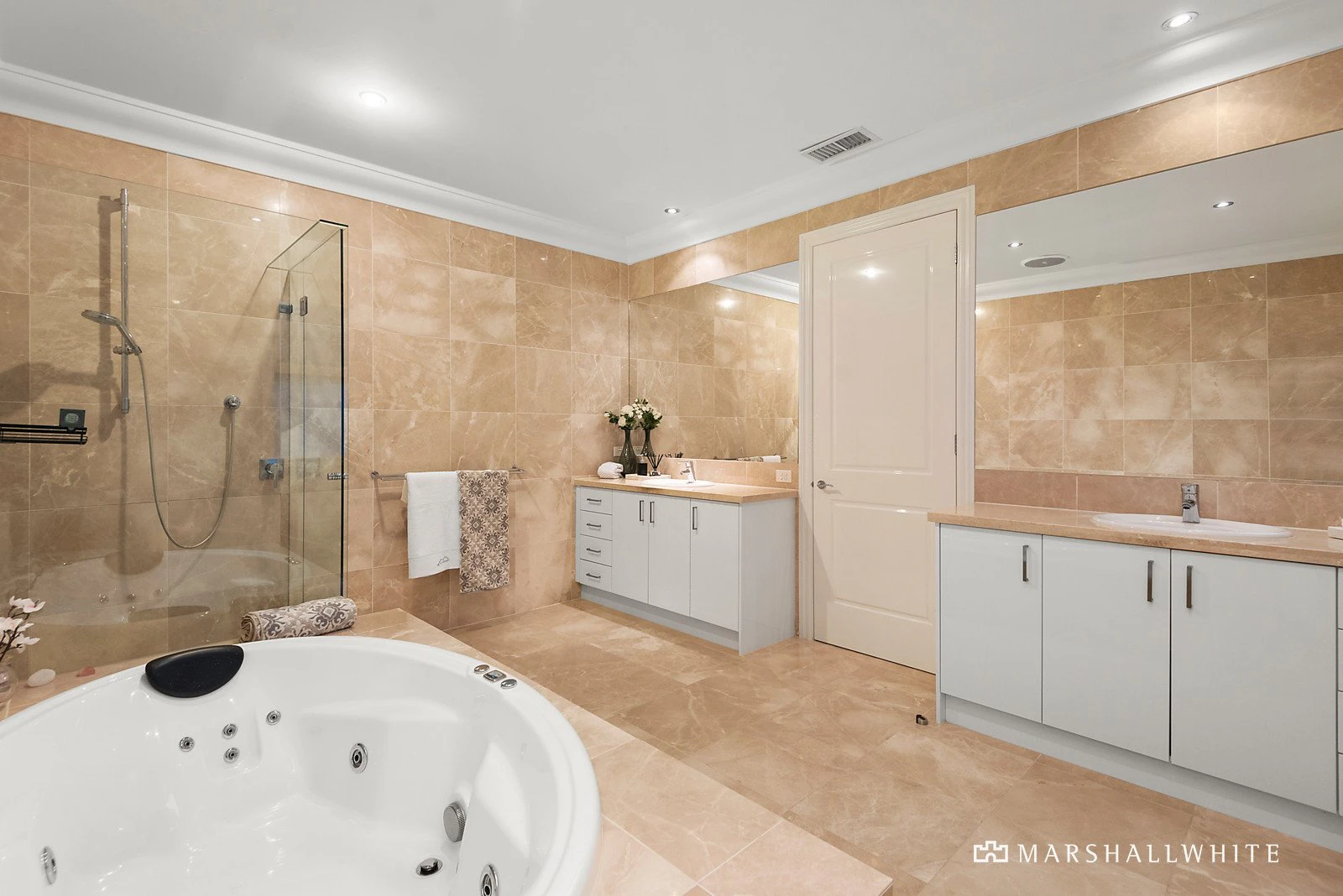 42 Grosvenor Parade, Balwyn, VIC