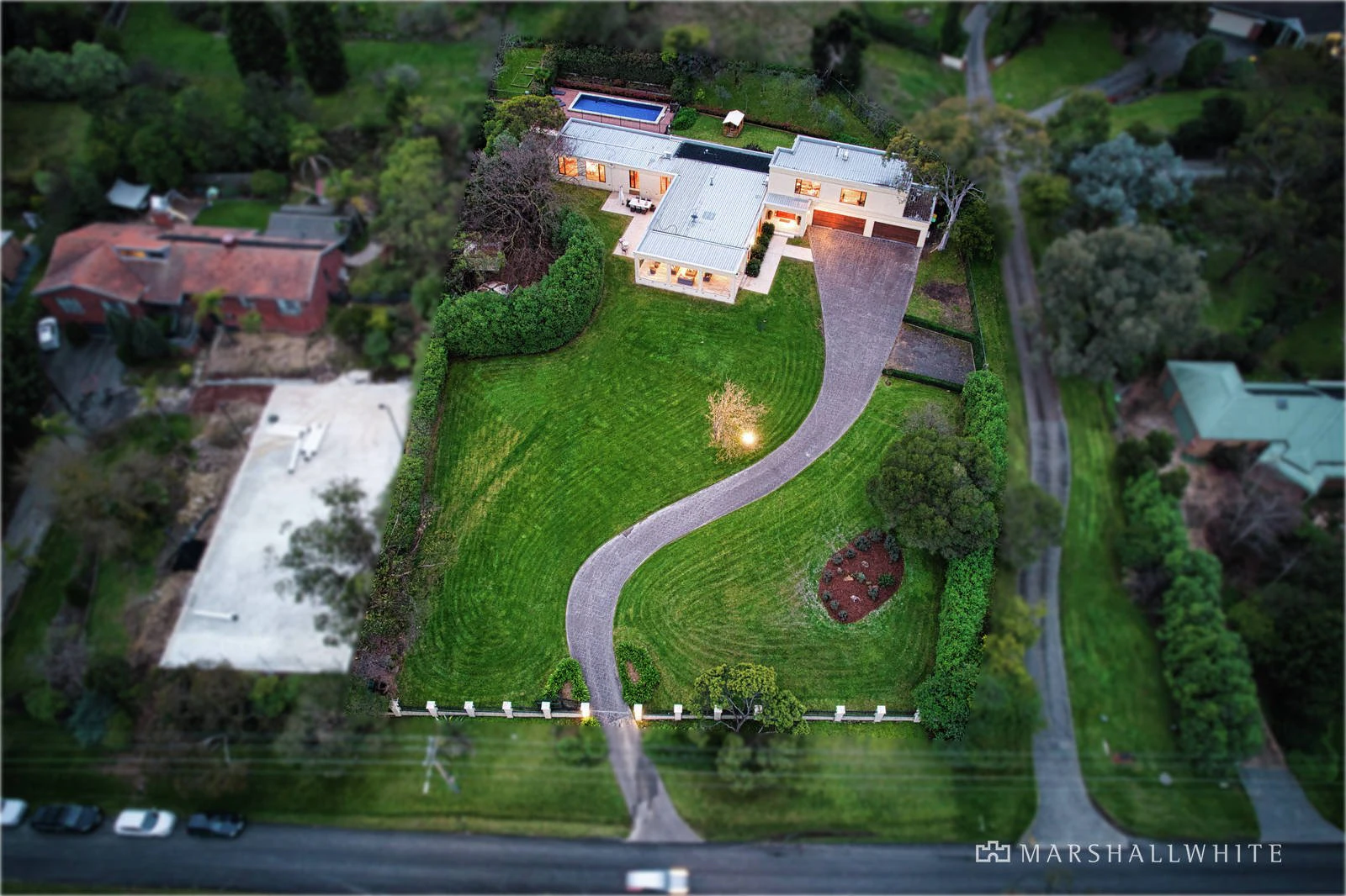 127-129 Flannery Court, Warrandyte, VIC